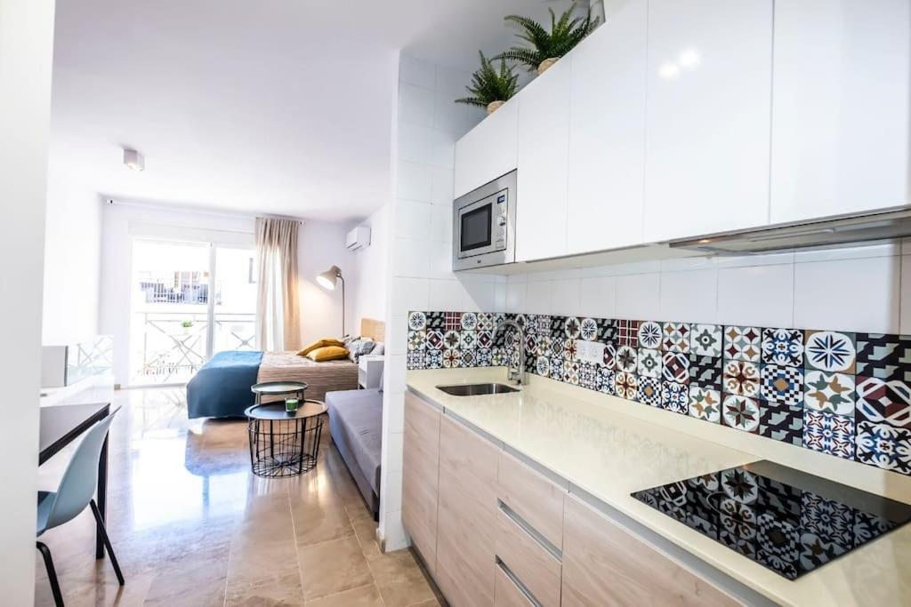 Modern & Cozy Excellent Location Near