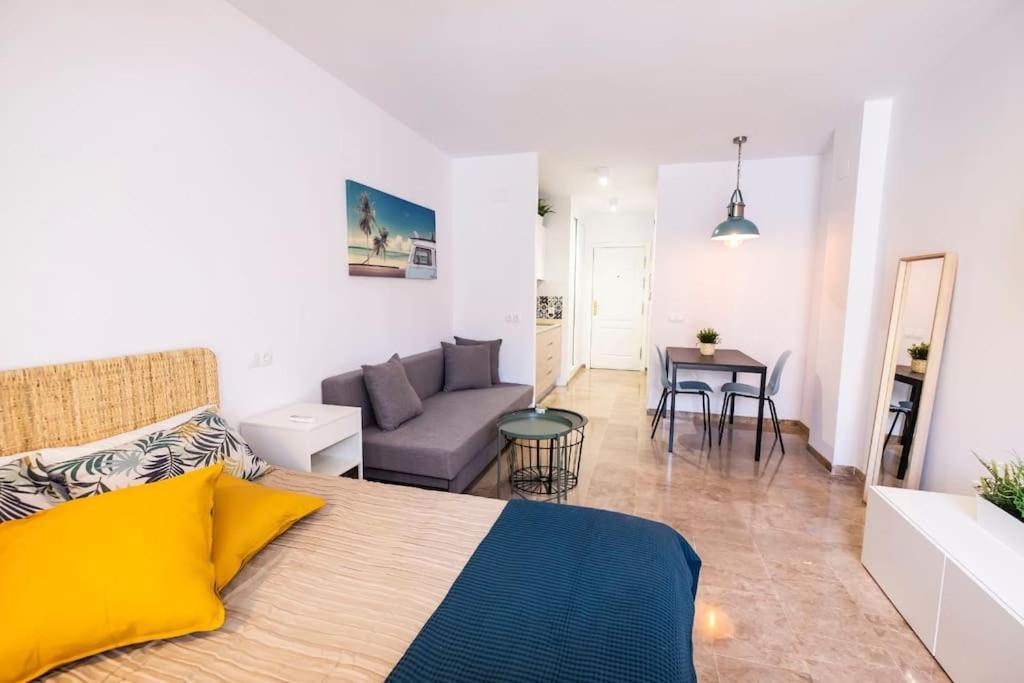 Apartment Modern & Cozy Excellent Location Near *